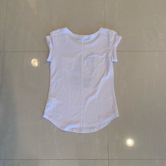 Tshirt - Picture 3 of 4